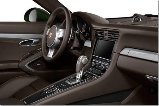 Porsche-911-Club-Coupe-Special-Edition-Interior-Photos-600x399